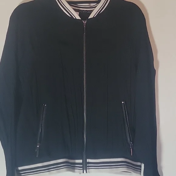 Jacket - Picture 2 of 4